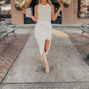 Off white shell stop